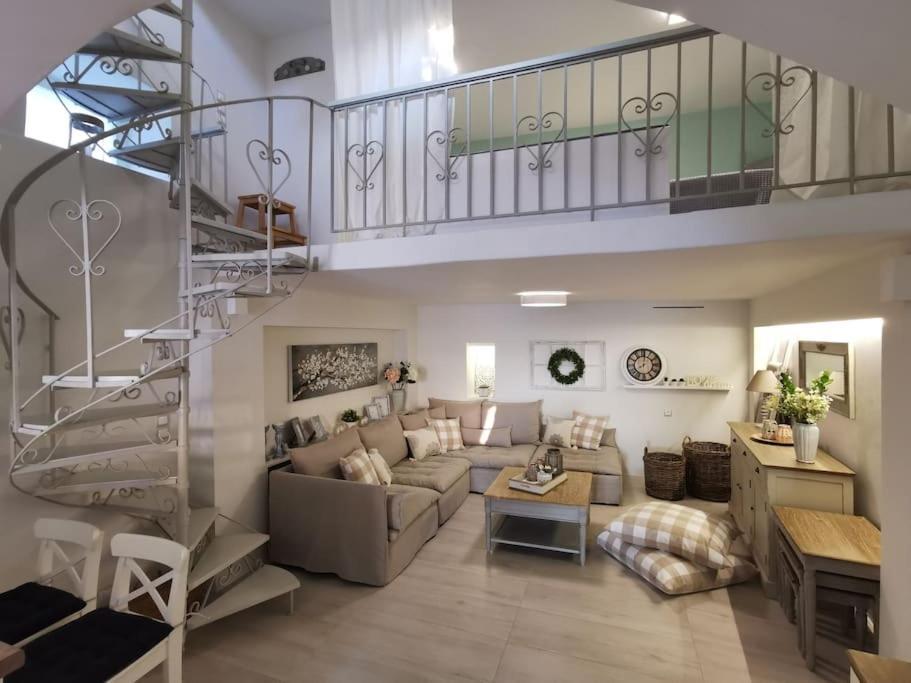 The Minty Door Boutique House *