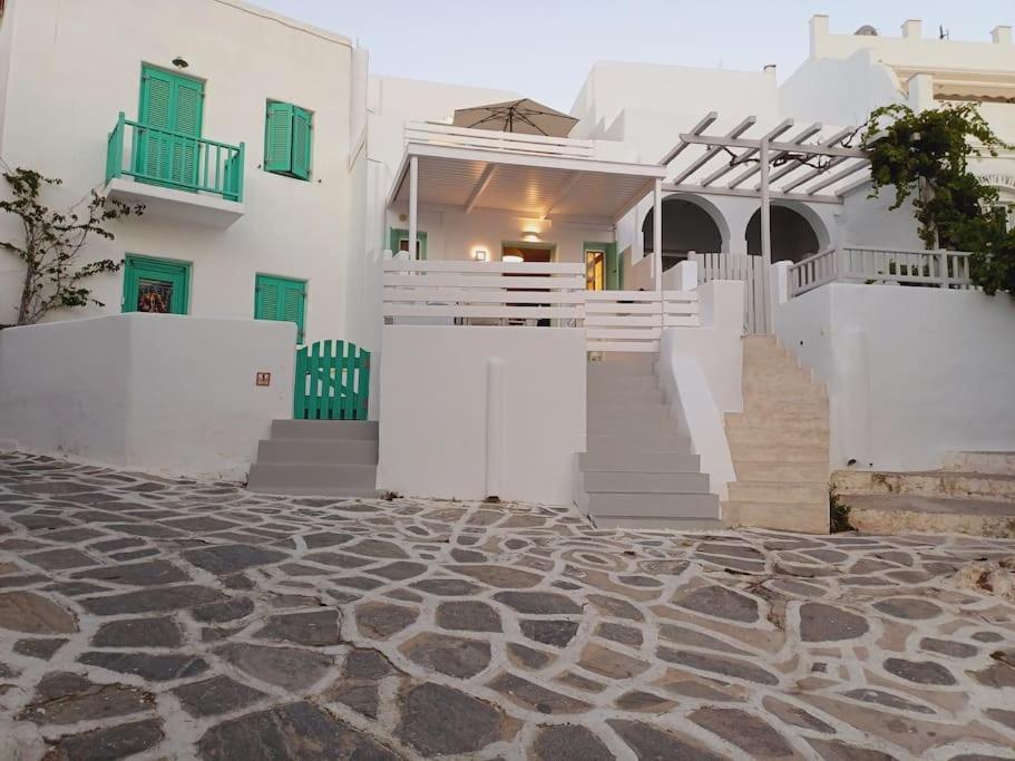 The Minty Door Boutique House Naoussa